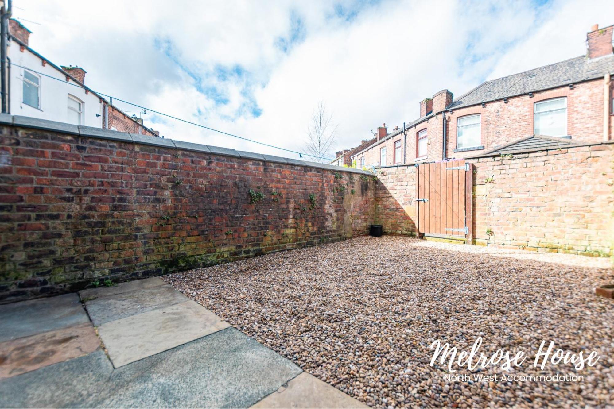 Manchester Work Stays 2Br Home With Parking & Wifi Екстер'єр фото