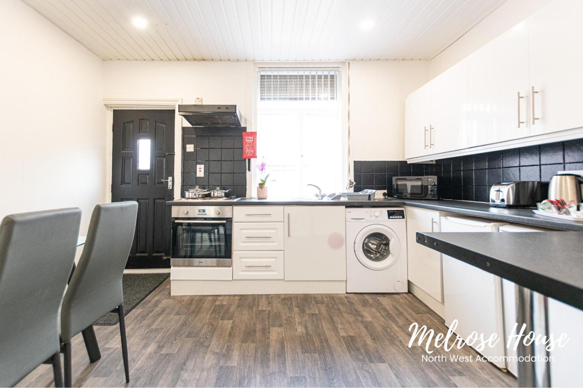 Manchester Work Stays 2Br Home With Parking & Wifi Екстер'єр фото
