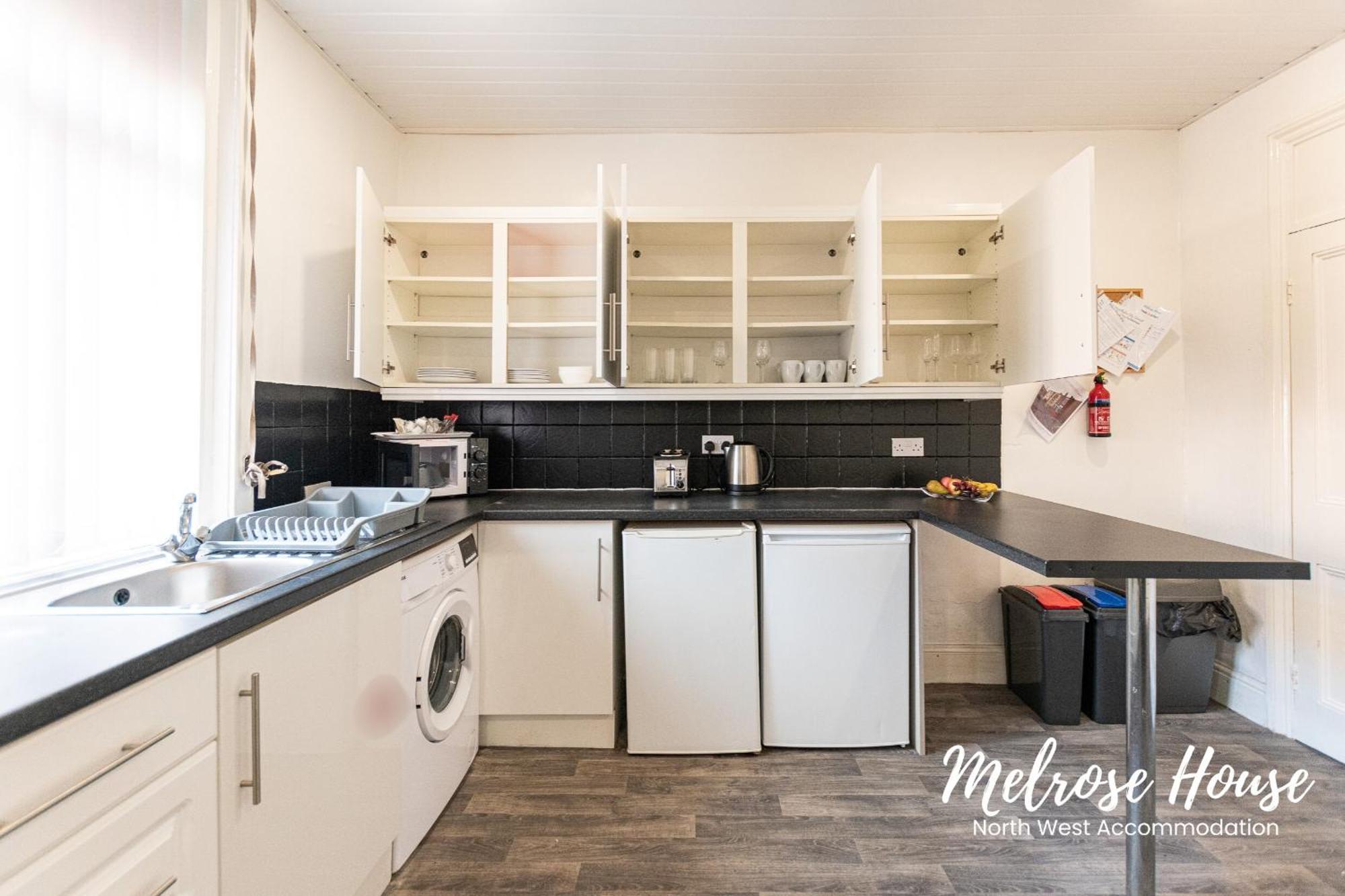 Manchester Work Stays 2Br Home With Parking & Wifi Екстер'єр фото