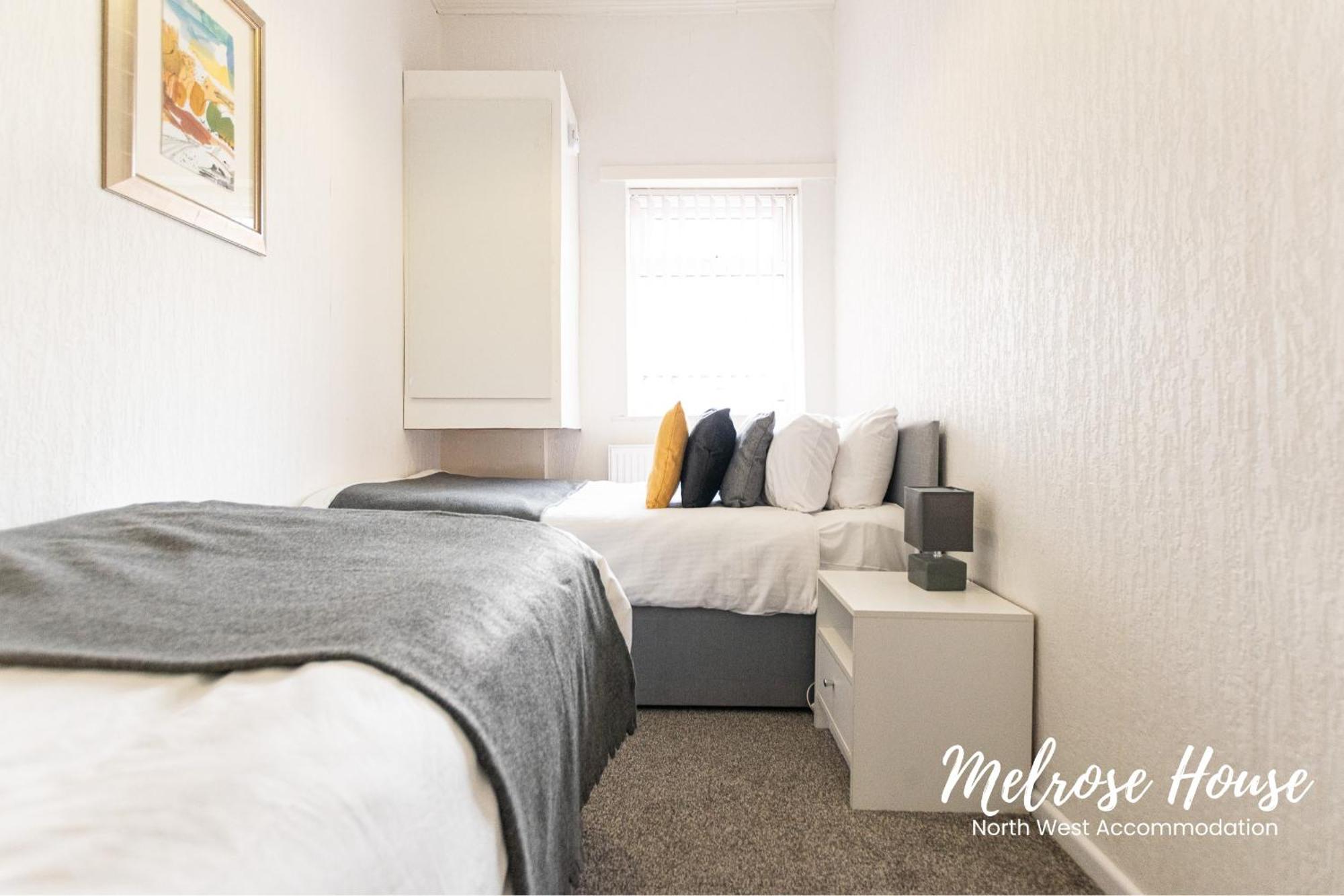 Manchester Work Stays 2Br Home With Parking & Wifi Екстер'єр фото