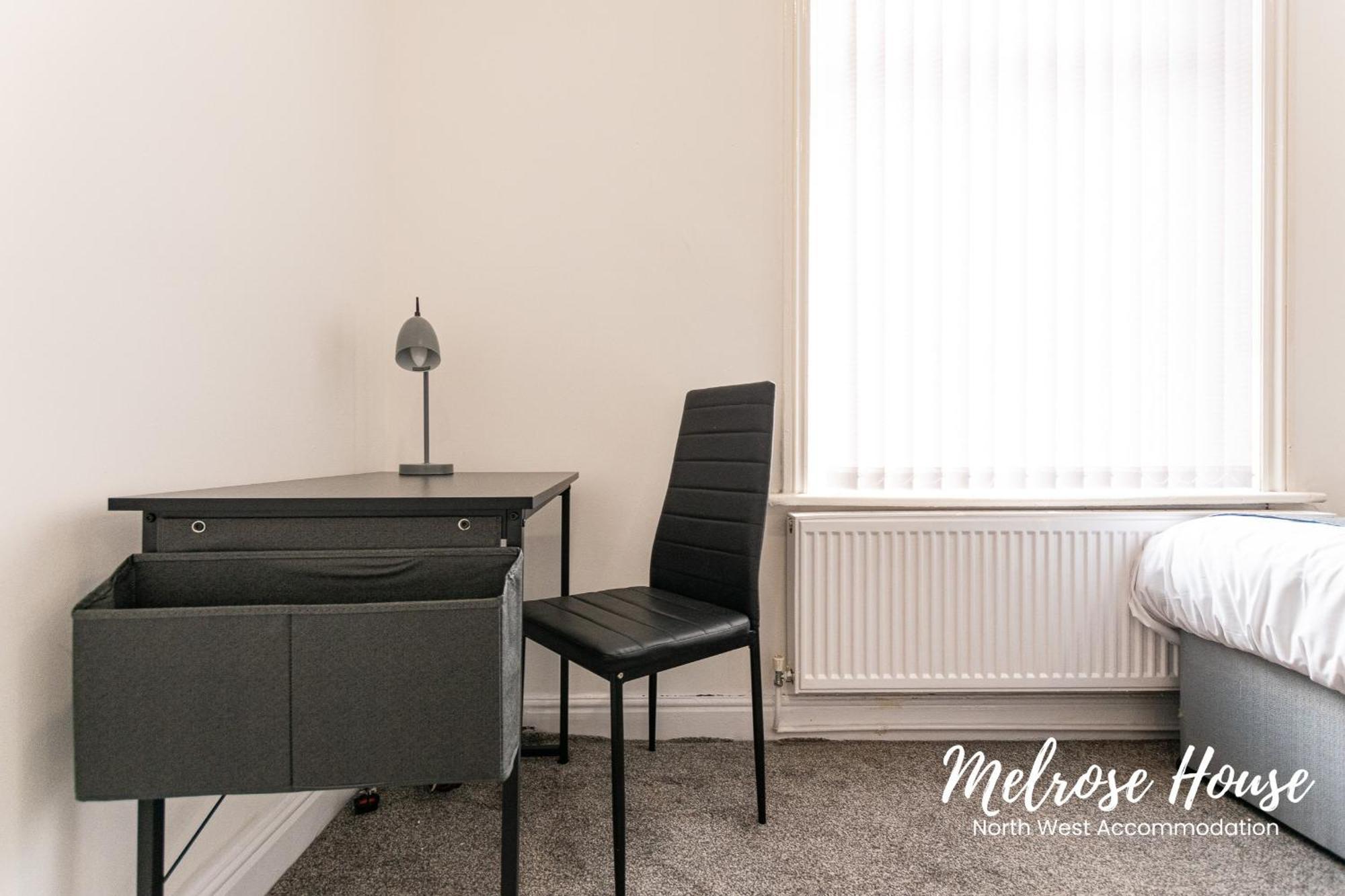 Manchester Work Stays 2Br Home With Parking & Wifi Екстер'єр фото