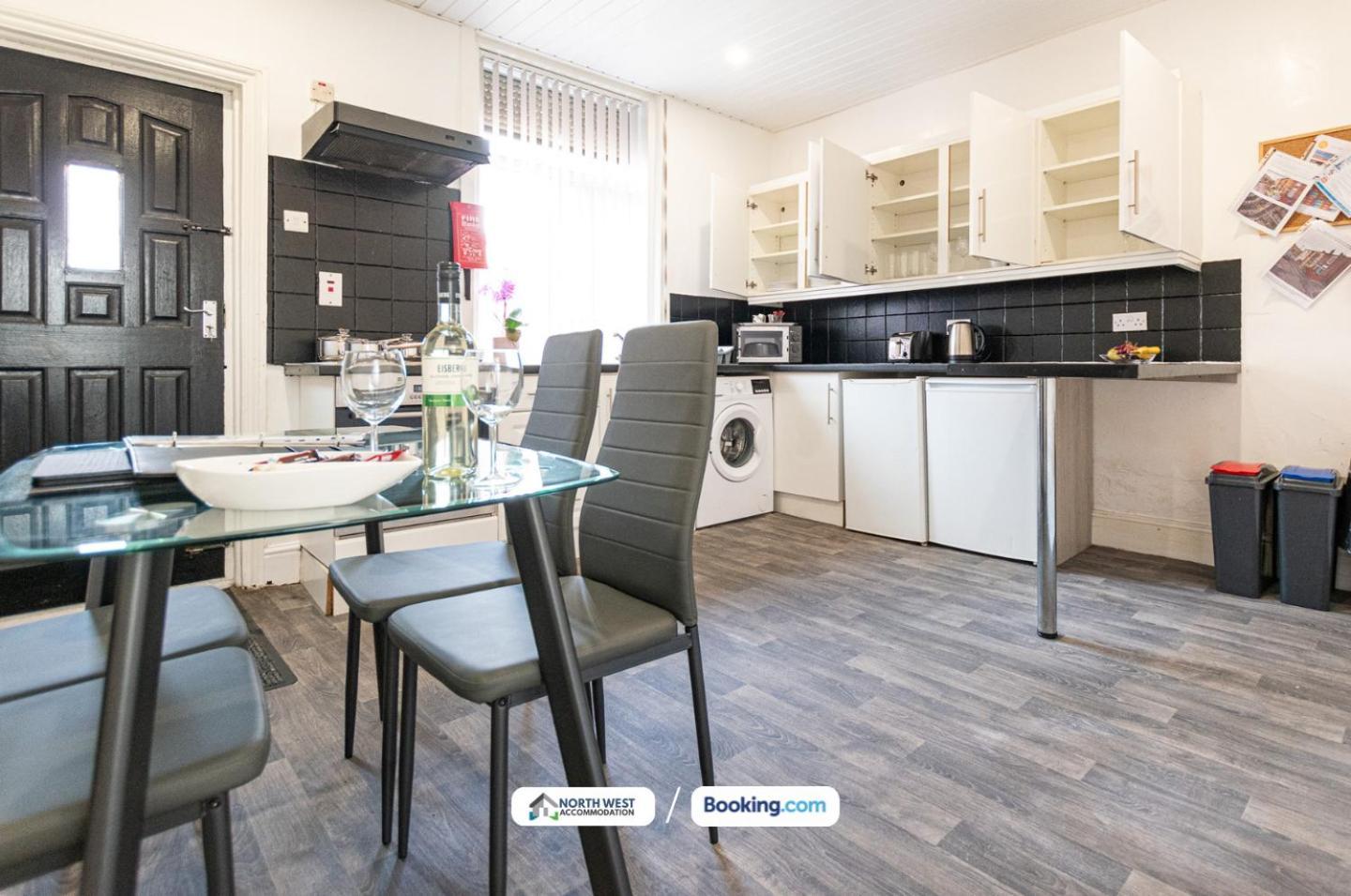 Manchester Work Stays 2Br Home With Parking & Wifi Екстер'єр фото