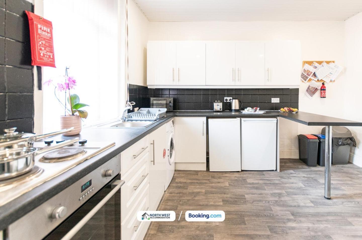 Manchester Work Stays 2Br Home With Parking & Wifi Екстер'єр фото