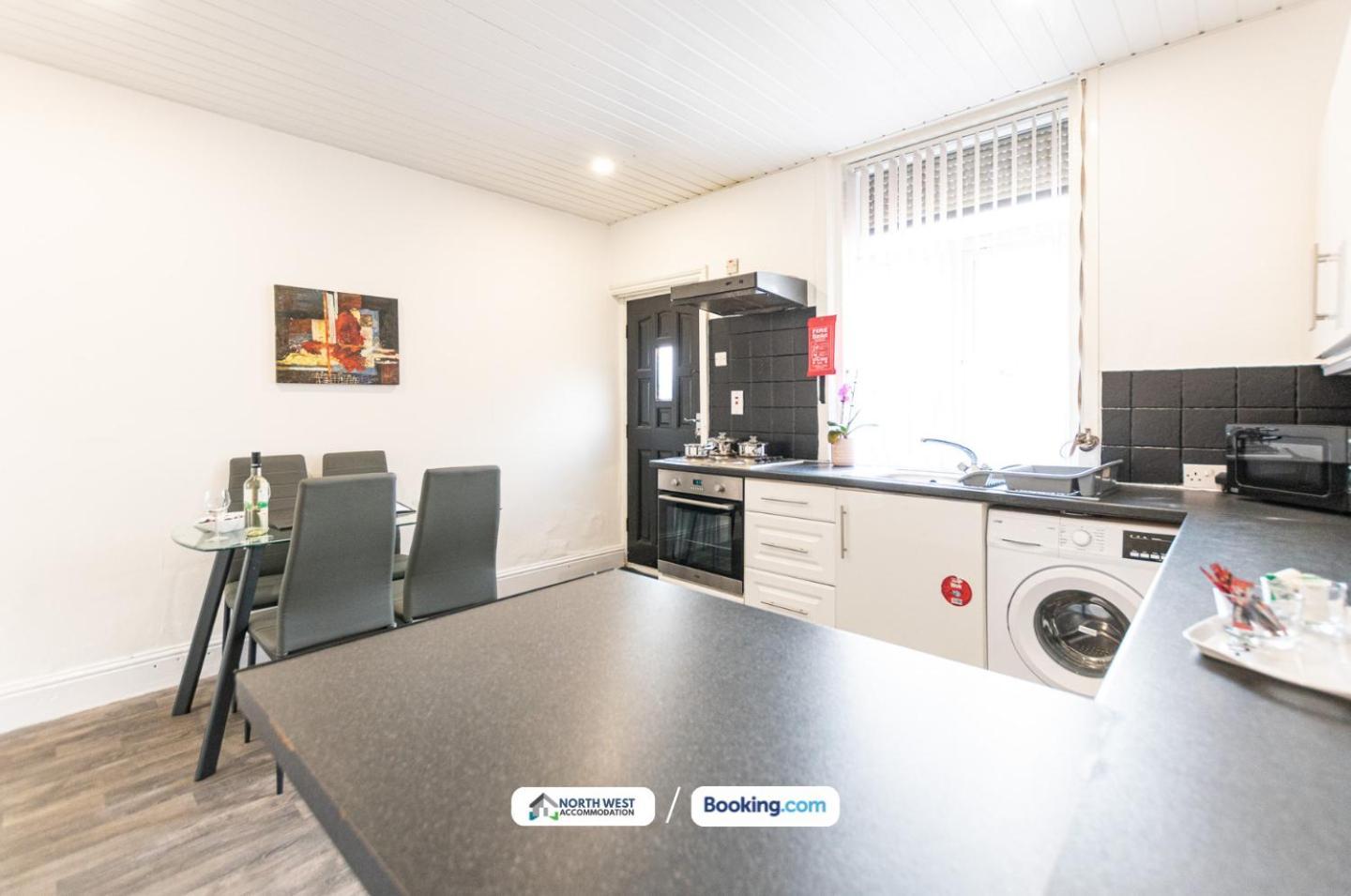 Manchester Work Stays 2Br Home With Parking & Wifi Екстер'єр фото
